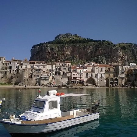 Apartamento Sognando Il Mare Cefalú Exterior foto